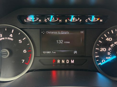 Used 2019 Ford F150 XLT w/ Equipment Group 302A Luxury AWD/4WD image 17