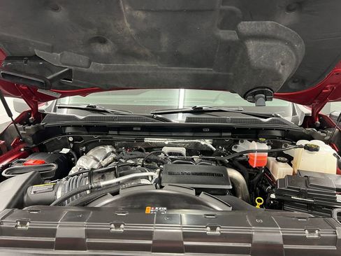 Used 2025 GMC Sierra 3500 AT4 AWD/4WD image 28