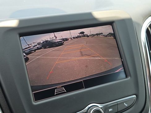 Certified 2022 Chevrolet Equinox LT FWD image 19