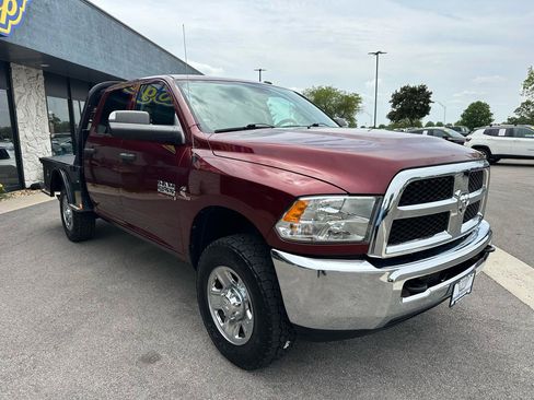 Used 2016 RAM 2500 Tradesman w/ Chrome Appearance Group AWD/4WD image 9