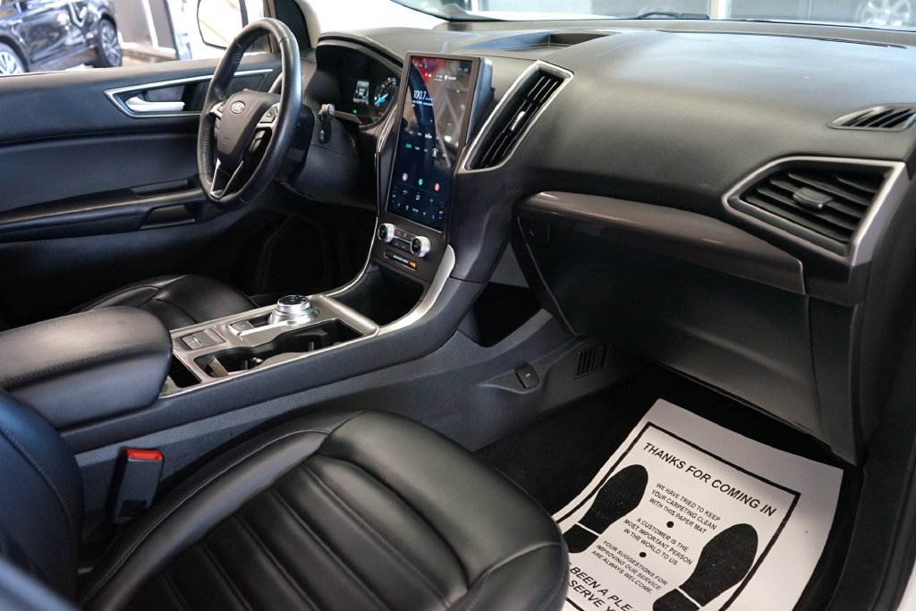 Used 2024 Ford Edge SEL AWD/4WD image 42