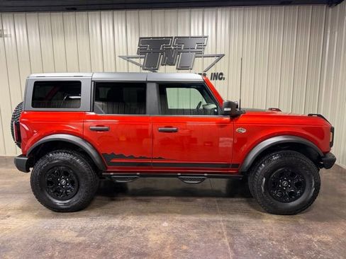 Used 2024 Ford Bronco Wildtrak image 7