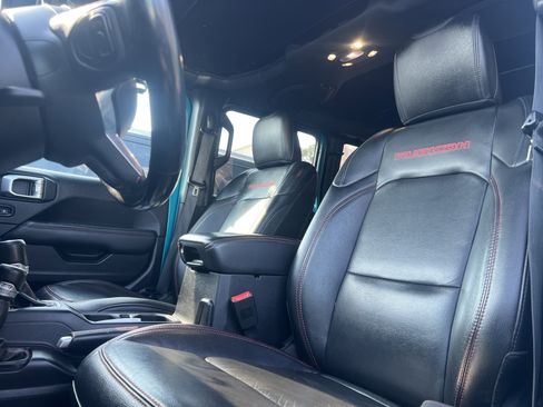 Used 2019 Jeep Wrangler Unlimited Rubicon image 3