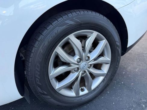 Used 2019 Kia Sedona EX FWD image 26