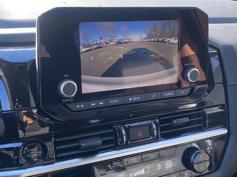 New 2025 Nissan Pathfinder SV w/ Cargo Package image 3