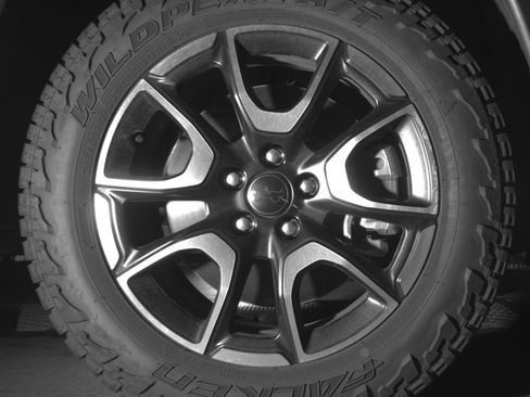 Used 2025 Jeep Compass Trailhawk AWD/4WD image 13