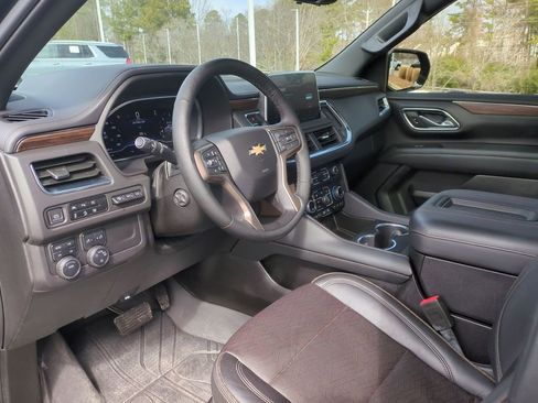 Used 2023 Chevrolet Tahoe High Country image 12