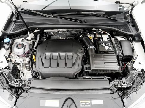 Used 2024 Audi Q3 2.0T Premium w/ Convenience Package image 25