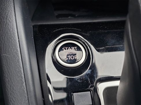 New 2025 Nissan Versa SV w/ Trunk Package image 15