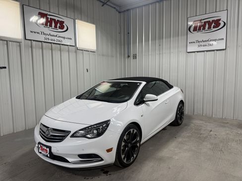 Used 2019 Buick Cascada Premium image 17