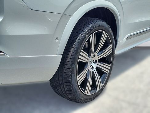 New 2024 Volvo XC90 T8 Ultimate w/ Protection Package Premier image 10
