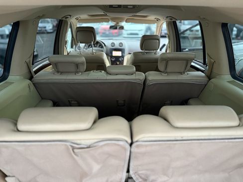 Used 2010 Mercedes-Benz GL 450 4MATIC image 17