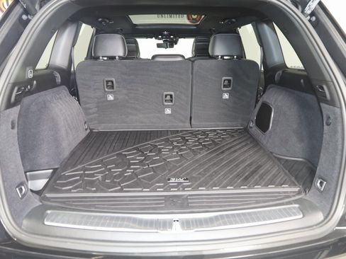 Used 2024 Jeep Grand Cherokee Overland w/ Luxury Tech Group IV image 51