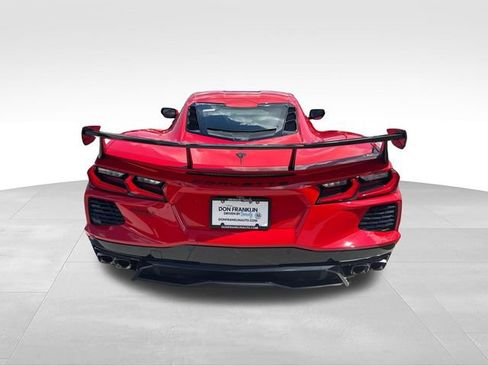 Used 2022 Chevrolet Corvette Stingray Coupe w/ Z51 Performance Package RWD image 4