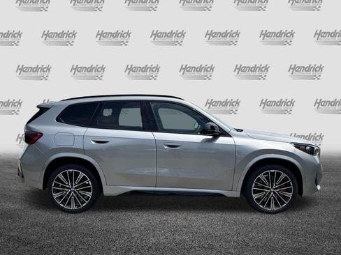 New 2027 BMW X1 xDrive28i AWD/4WD image 11