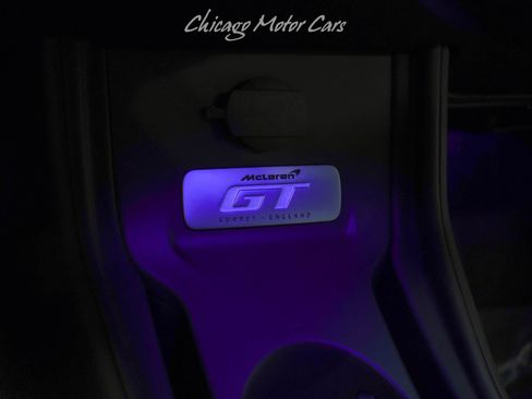 Used 2023 McLaren GT RWD image 17