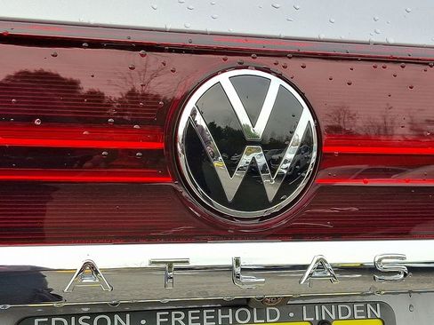 New 2026 Volkswagen Atlas SE image 19