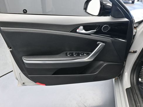 Used 2022 Kia Stinger GT-Line image 12