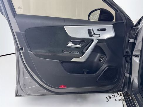 Used 2022 Mercedes-Benz A 220 4MATIC w/ AMG Line image 21