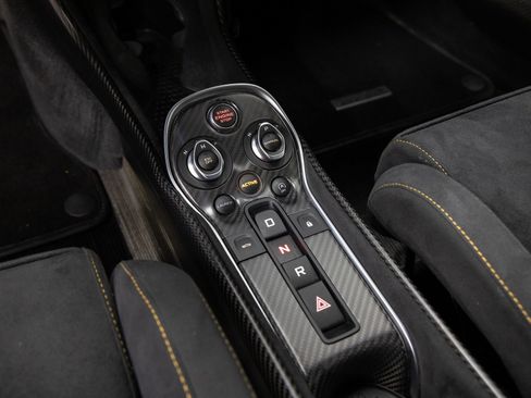 Used 2019 McLaren 600LT image 17
