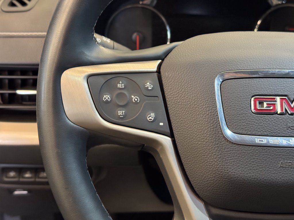 Used 2023 GMC Terrain Denali AWD/4WD image 11