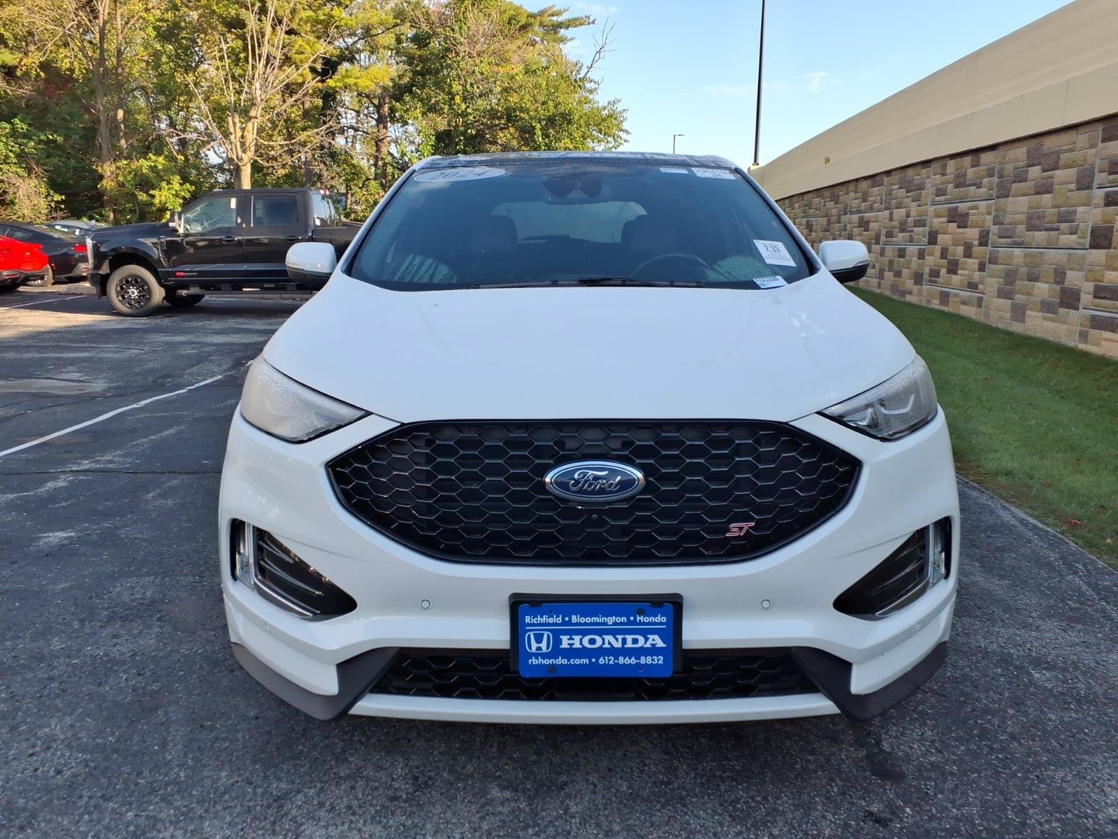 Used 2024 Ford Edge ST w/ Equipment Group 401A AWD/4WD image 3