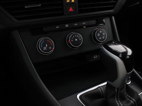 Certified 2024 Volkswagen Jetta S image 15