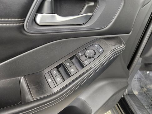 Used 2023 Nissan Rogue SV w/ SV Premium B Package AWD/4WD image 18