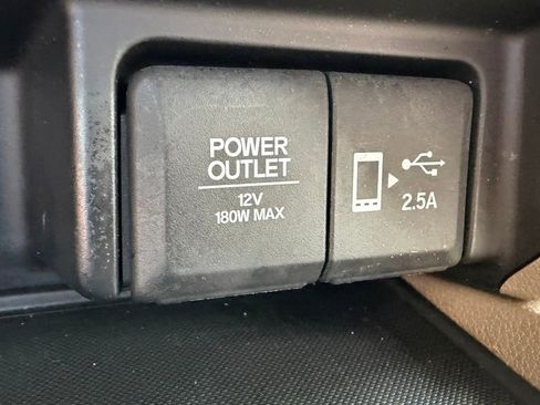 Used 2021 Honda Pilot Touring image 40
