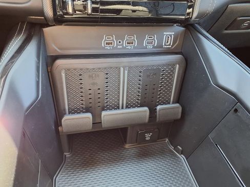 New 2026 RAM 1500 Limited AWD/4WD image 10