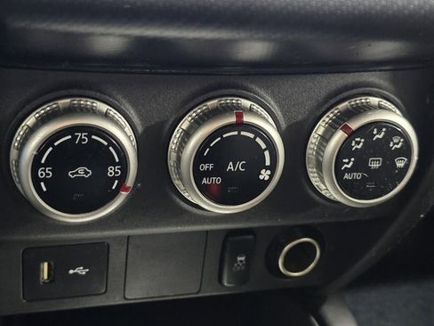 Used 2020 Mitsubishi Outlander Sport ES image 26