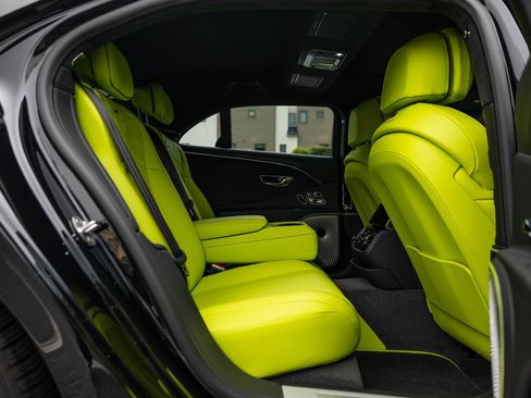 Used 2024 Bentley Flying Spur S V8 image 24