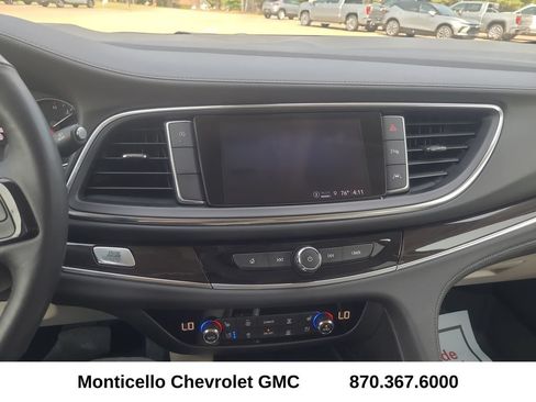 Used 2022 Buick Enclave Premium w/ Surround and Sites Package FWD image 21
