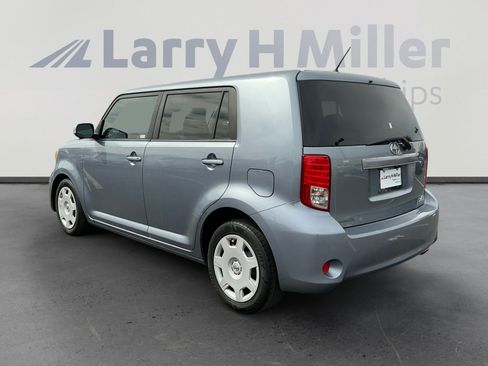 Used 2012 Scion xB image 3
