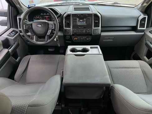 Used 2017 Ford F150 XLT w/ Trailer Tow Package image 24