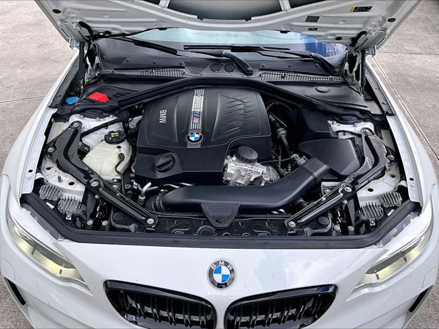 Used 2017 BMW M2 RWD image 11