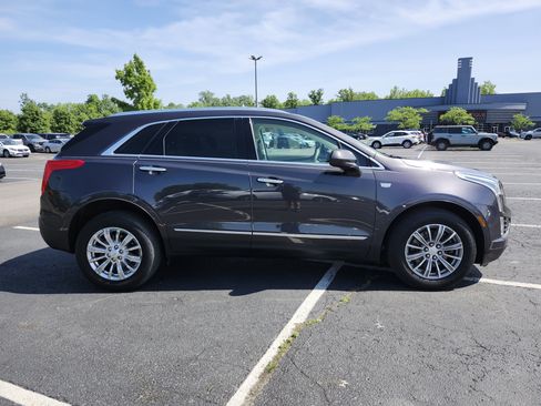 Used 2017 Cadillac XT5 Luxury w/ Driver Awareness Package FWD image 19