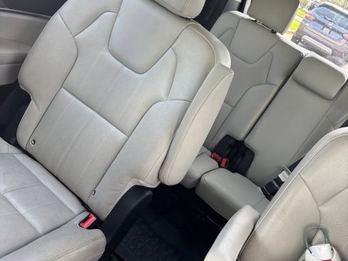 Used 2021 Kia Telluride SX w/ Nightfall Edition Package AWD/4WD image 22