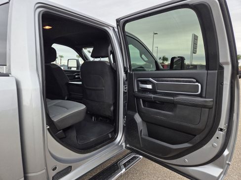 Used 2024 RAM 2500 Big Horn image 16
