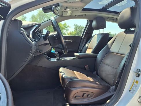 Used 2014 Chevrolet Impala LT image 17