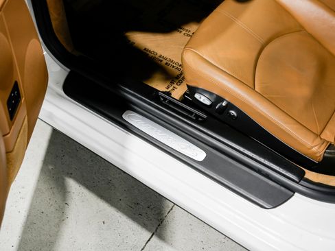 Used 2012 Porsche 911 Carrera 4S image 21