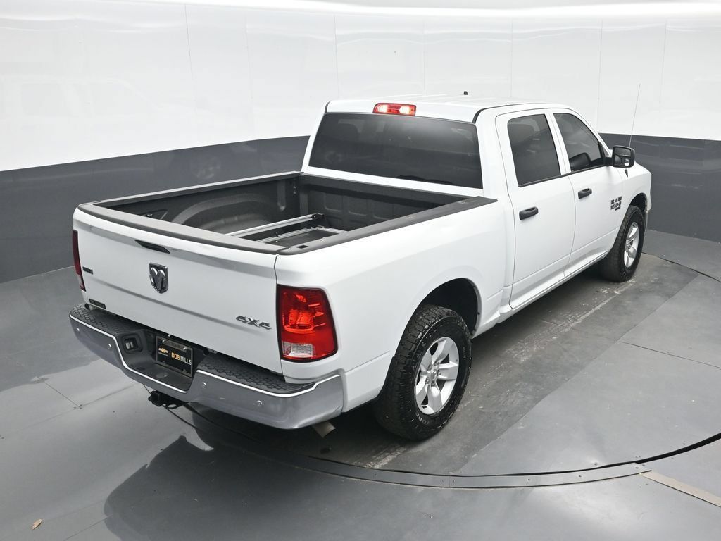 Used 2022 RAM 1500 Classic SLT w/ Electronics Group AWD/4WD image 21