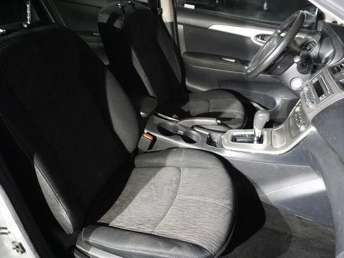 Used 2014 Nissan Sentra SV FWD image 18