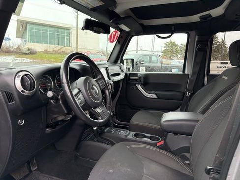 Used 2017 Jeep Wrangler Unlimited Sahara w/ Dual Top Group image 15