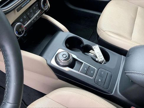 Certified 2022 Ford Escape SEL image 16