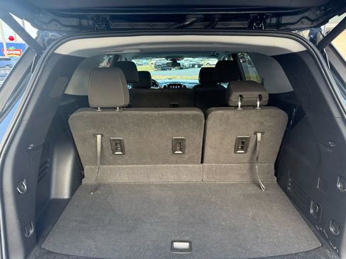 Used 2020 Chevrolet Traverse LT AWD/4WD image 37