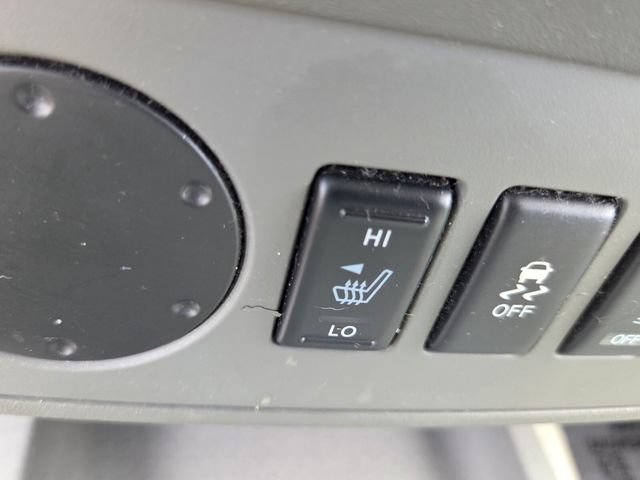 Used 2016 Nissan Frontier SV w/ SV Value Truck Package RWD image 27