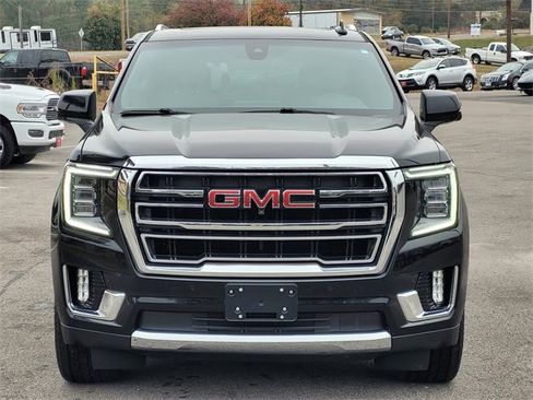 Used 2021 GMC Yukon XL SLT w/ SLT Premium Package image 2