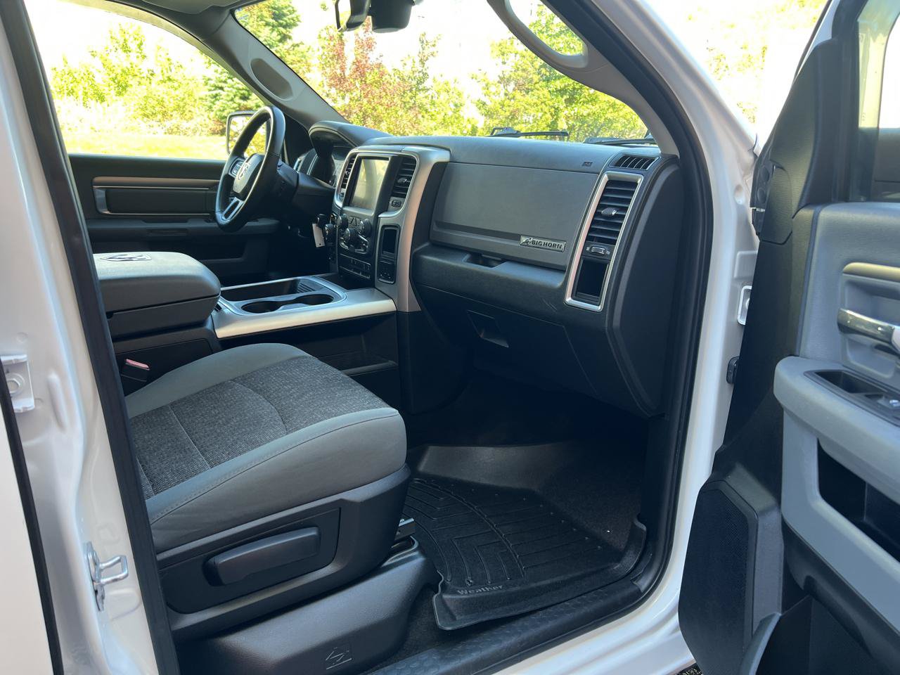 Used 2017 RAM 1500 Big Horn AWD/4WD image 18
