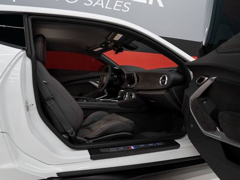Used 2023 Chevrolet Camaro ZL1 RWD image 77